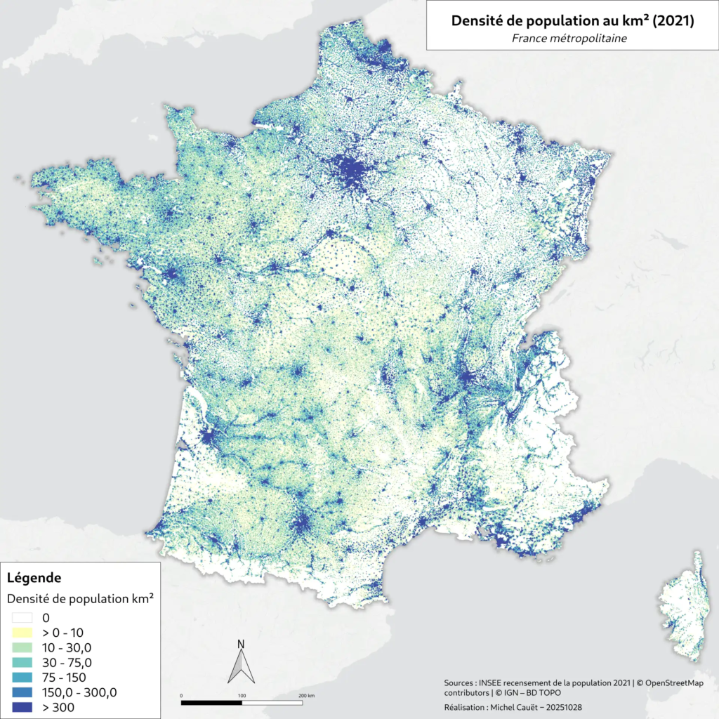 Carte de la densité de population en France métropolitaine en 2021, basée sur les données de l’INSEE, faisant ressortir les métropoles et les vallées densément peuplées.